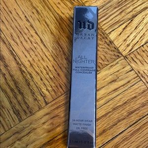 Urban Decay MEDIUM all night waterproof concealer